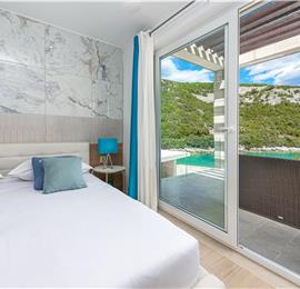 Luxury 5 Bedroom Beachfront Villa near Dubrovnik, Sleeps 11-12